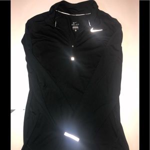 Never worn Nike dri-fit half zip